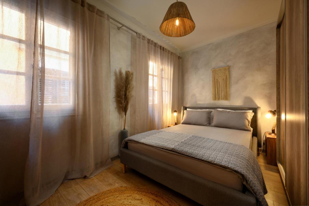 The In Town - With A Private Terrace *